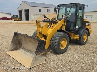 2019 Caterpillar 906M Wheel Loader