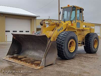 1993 John Deere 744E Wheel Loader