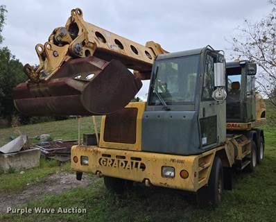 Gradall XL4100II Wheeled Excavator
