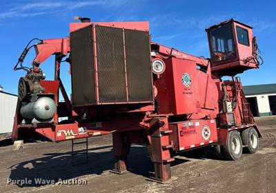 Morbark 23 Wood Chipper