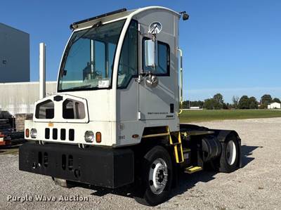 2017 Autocar Industries Xspotter Yard Truck