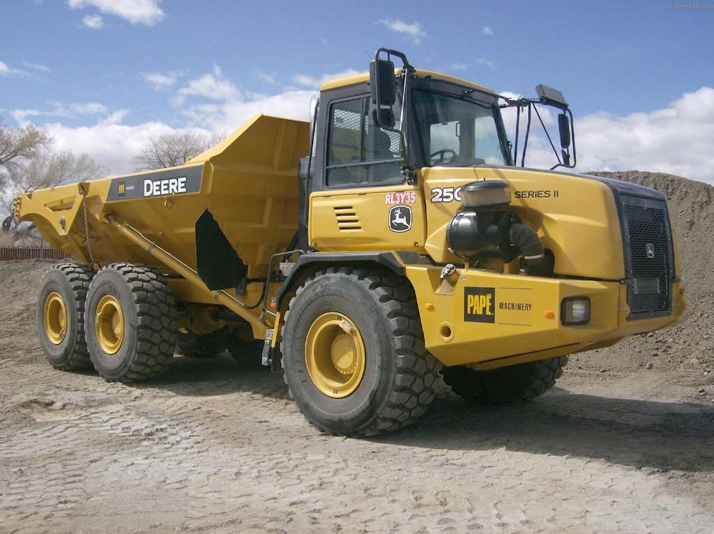 2012 John Deere 250D II OffHighway Truck For Sale, 1,490 Hours