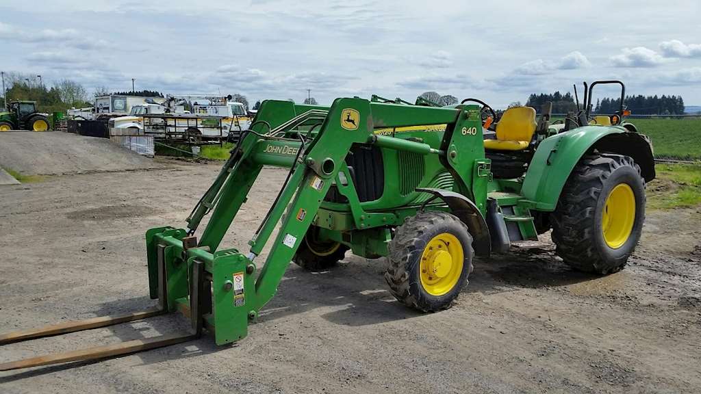 2006 John Deere 6120L Tractors 40 HP to 99 HP For Sale Cornelius