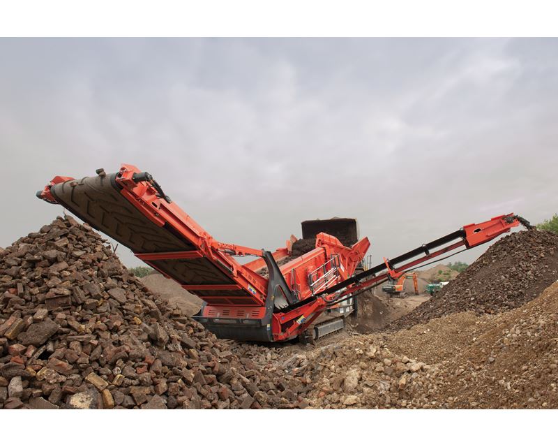 Sandvik QE440 6x18' 2Deck Tracked Scalping Screen For Sale Sumner