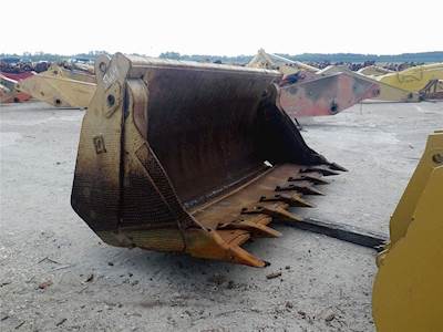 B.E.M. 4-in-1-966 4-in-1 Bucket