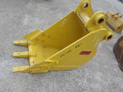 ACCURATE FABRICTING Bucket