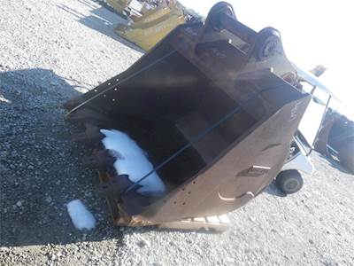 ACCURATE FABRICATING LTD Bucket