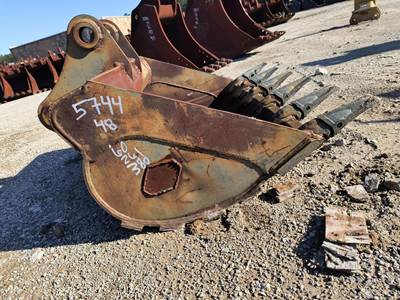 Accurate Fabricating Bucket