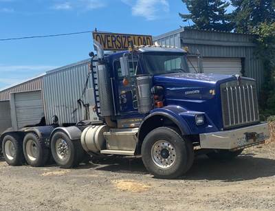 2010 Kenworth T800 Lowboy Truck