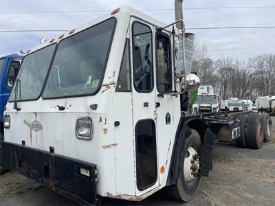 Crane Carrier (CCC) Low Entry Cab & Chassis Truck - Caterpillar, 250HP