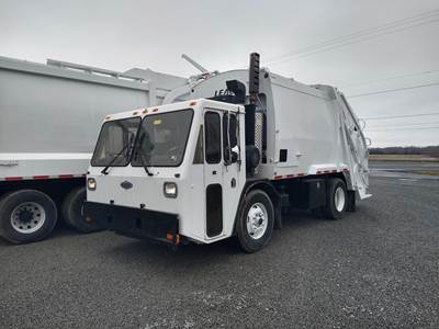 Crane Carrier (CCC) Low Entry Garbage Truck - Cummins
