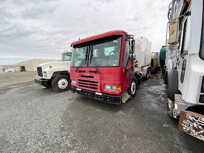 Freightliner Condor Garbage Truck