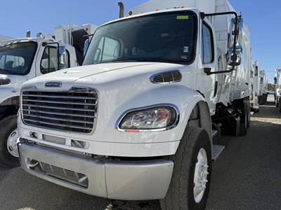 Freightliner M2 106 Garbage Truck - Cummins, Automatic