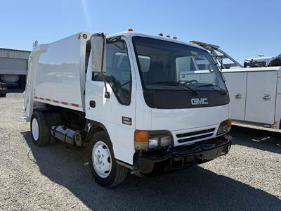 GMC W5500 Side Load Garbage Truck - Automatic