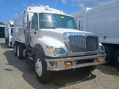 International WorkStar 7400 Side Load Garbage Truck - DT570, Automatic