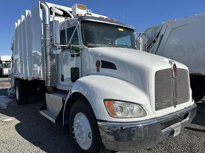 Kenworth T370 Garbage Truck - Paccar, 300HP, Automatic