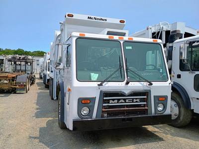 Mack LEU613 Garbage Truck - MP7-355E, Automatic