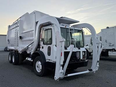 Mack MR600 Garbage Truck - AMI-300, Automatic