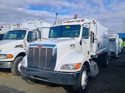 Peterbilt 337 Garbage Truck - Paccar