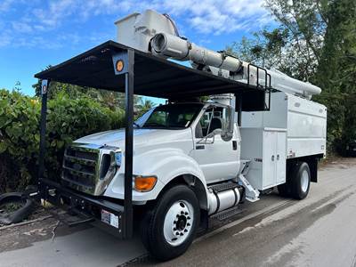 2013 Ford F-750 Altec LR756 Bucket Chipper  Dump Truck
