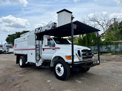 2015 Ford F-750 Altec LR756 Chipper Bucket Dump Truck