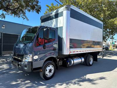2020 Hino 195 Dry Cargo Box Truck With Liftgate