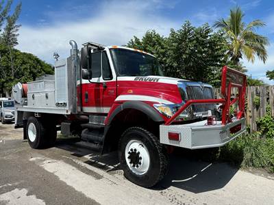 2006 International 7300 4X4 Brush Fire Truck