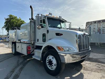 2008 Peterbilt 335 Curry Supply Fuel & Lube Truck