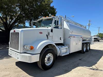 2011 Peterbilt 365 Youngs Tank 4,500 Gallons Aluminum Fuel Truck