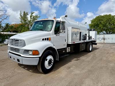 2003 Sterling ACTERRA M7500 Fuel & Lube Truck