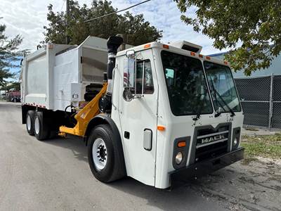 2013 Mack LEU Heil Side Loader Garbage Truck