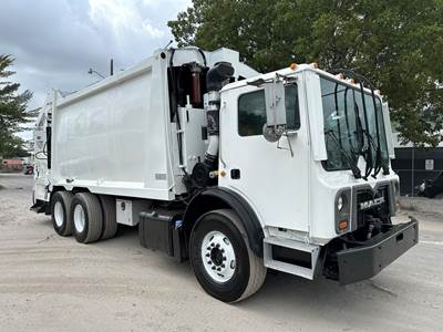 2012 Mack MRU613 Heil Rear Loader Garbage Truck