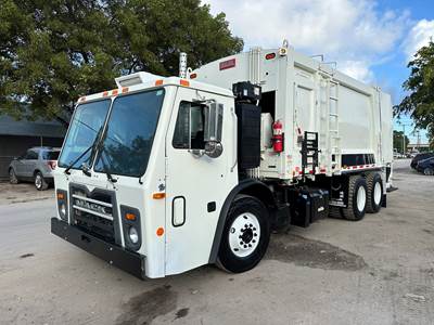 2015 Mack LEU613 Heil Rear Loader Garbage Refuse Truck