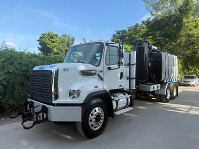2016 Freightliner 108SD Aquatech B-10 Vacuum Jetter Combo Truck