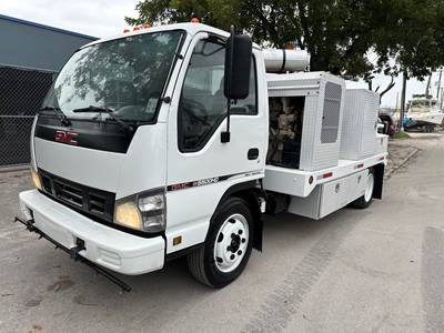 2007 GMC W5500HD PipeHunter Vacuum Truck