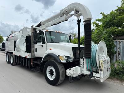 2003 International 7400 Vac-Con Vacuum Jetter Combo Truck