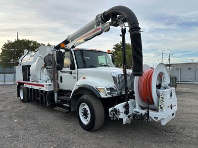 2005 International 7400 Vac-Con Combination Sewer Truck