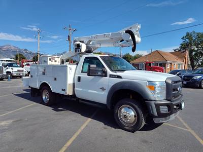 2016 Ford F-550 XL Boom / Bucket Truck - Altec AT40G Aerial Lift