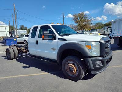 2016 Ford F-550 Extended Cab Cab & Chassis Truck, 4x4, LOW MILES 85K.