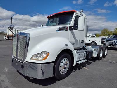 2018 Kenworth T680 Day Cab Truck