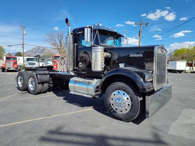 1995 Kenworth W900, Pre-Emissions, CAT 3406 14.6L, Eaton 18-Spd, 425 H.P. Air-ride, Clean & Ready to go to work truck.