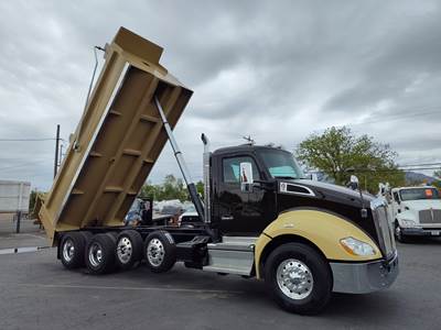2019 Kenworth T680 Quad Axle Dump Truck - NEW 20' Dump Body (warranty)- Lift Axles Tarping System w Speader.