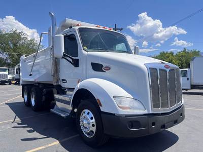 2015 Peterbilt 579 Tandem Axle with NEW HARDOX 450 Dump Body, 10-Speed Manual transmission, 1 Year warranty on the dump body!