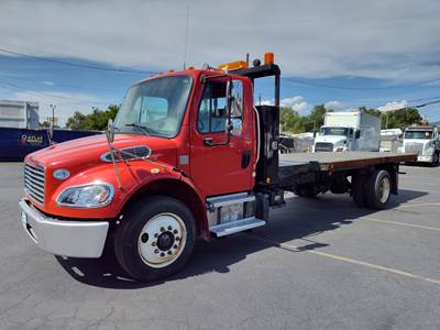 2016 Freightliner M2 106 Flatbed Truck