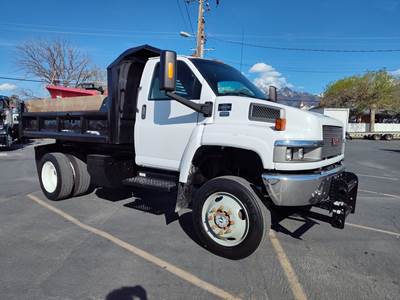 2007 GMC C5500 4WD Landscape Truck