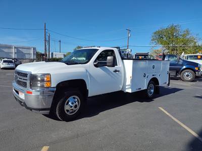 2011 Chevrolet 3500 Mechanic / Service Truck - Auto Crane