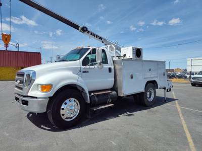 2009 Ford F-750 Mechanic / Service Truck, Fully equipped.