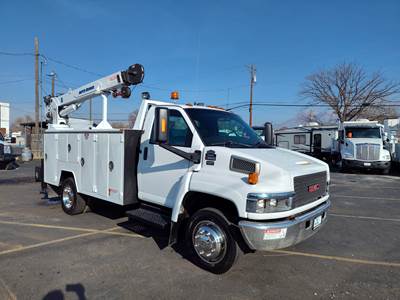 2007 GMC C5500 Mechanic / Service Truck - SUMMIT TRUCK BODIES Mechanic Body