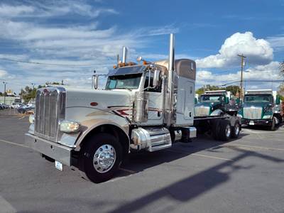 2015 PETERBILT 389 Conventional Long Hood & Long W.B., Tandem Axle, Semi Sleeper Truck, Double frame, 46k Rear Axles.
