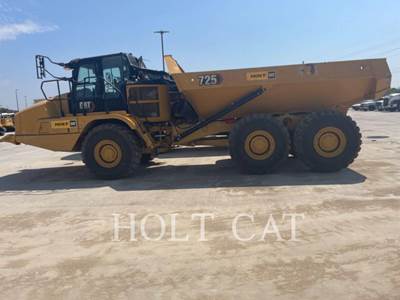 Caterpillar 725 Articulated Truck
